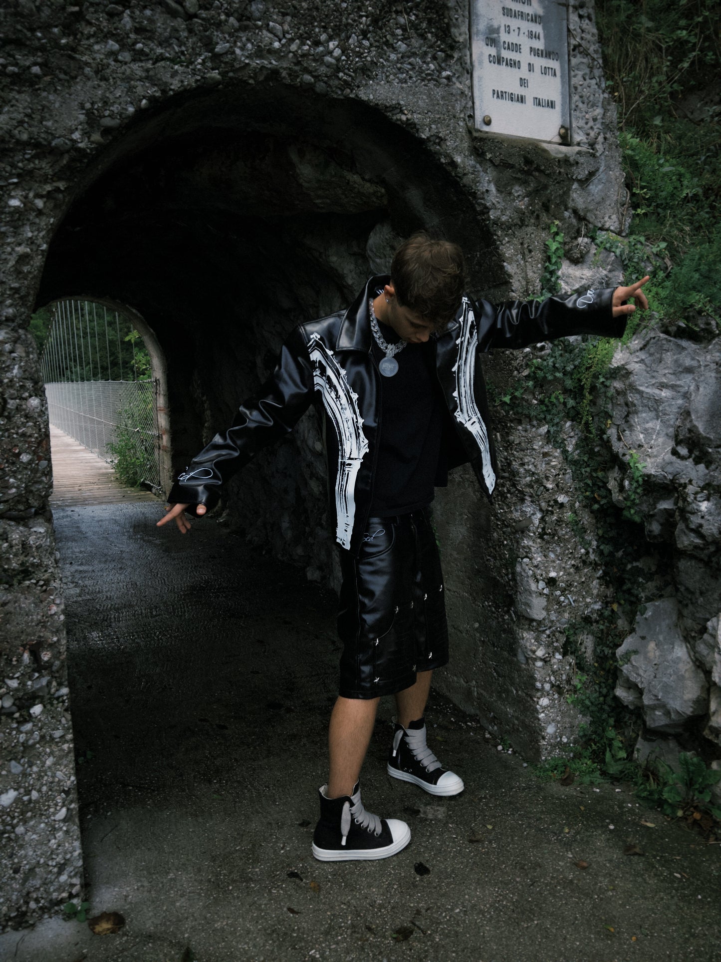 SCD DOORS- Leather Jorts (Parleranno i Vestiti)